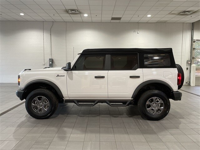 2024 Ford Bronco Big Bend photo 2