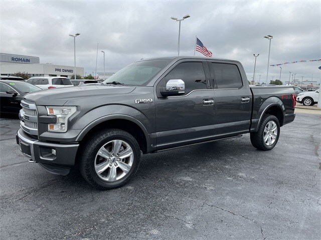 2016 Ford F-150 Platinum photo 2