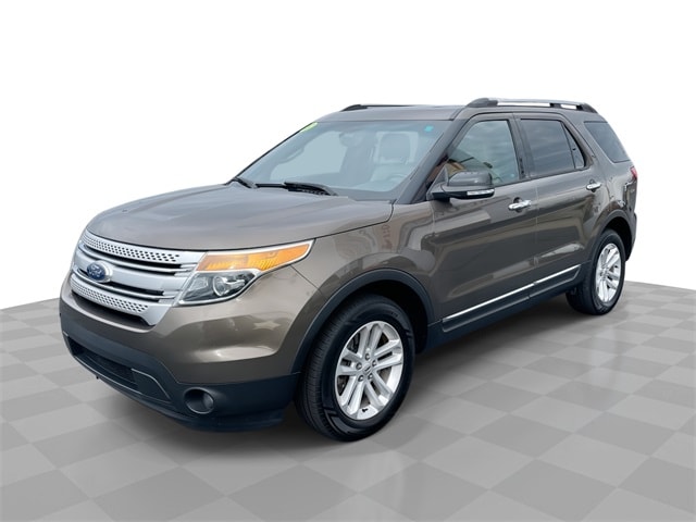 2015 Ford Explorer XLT's photo