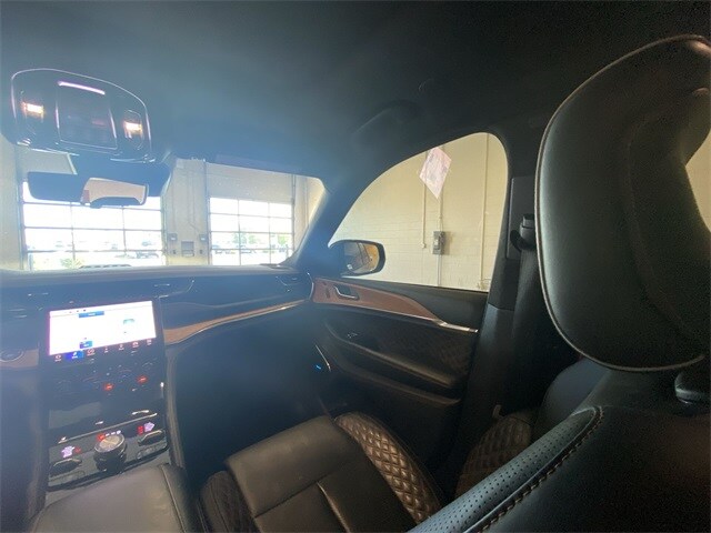 2022 Jeep Grand Cherokee Summit Reserve 4xe photo 3