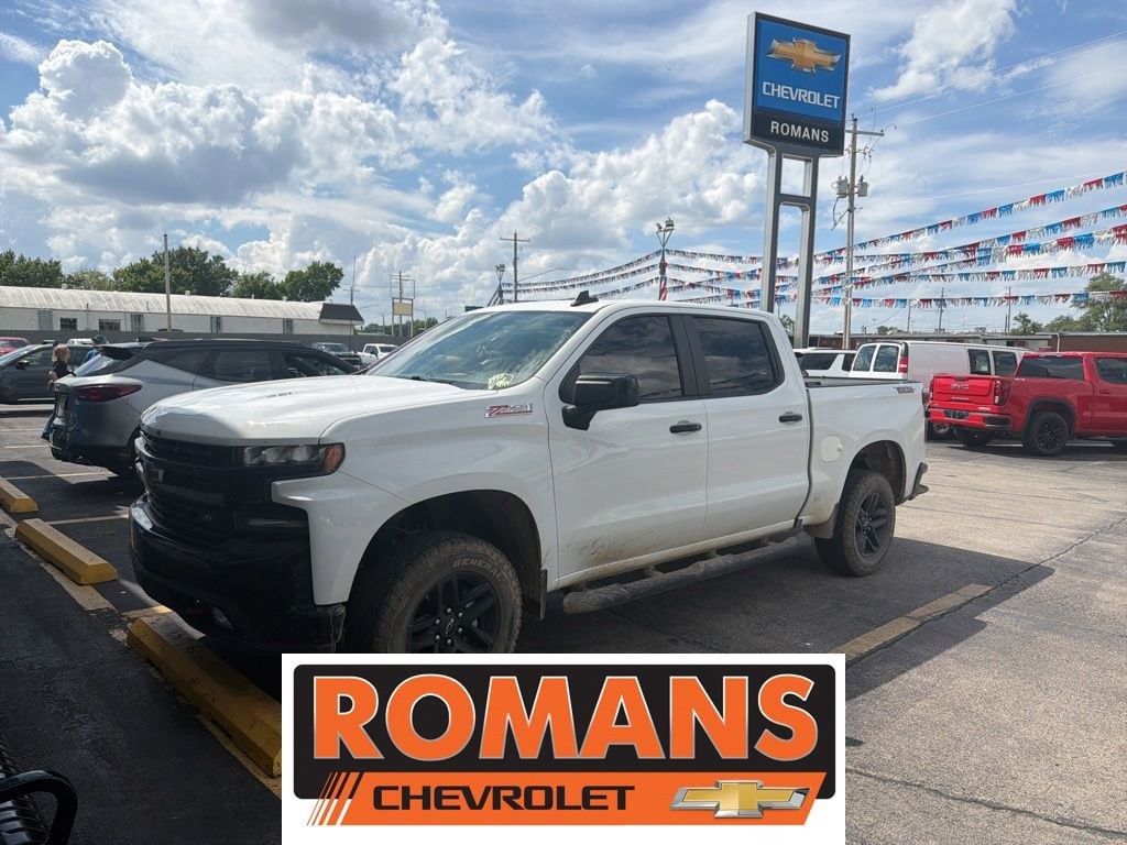 2020 Chevrolet Silverado 1500 LT Trail Boss 4X4 Crew Cab Short Box's photo