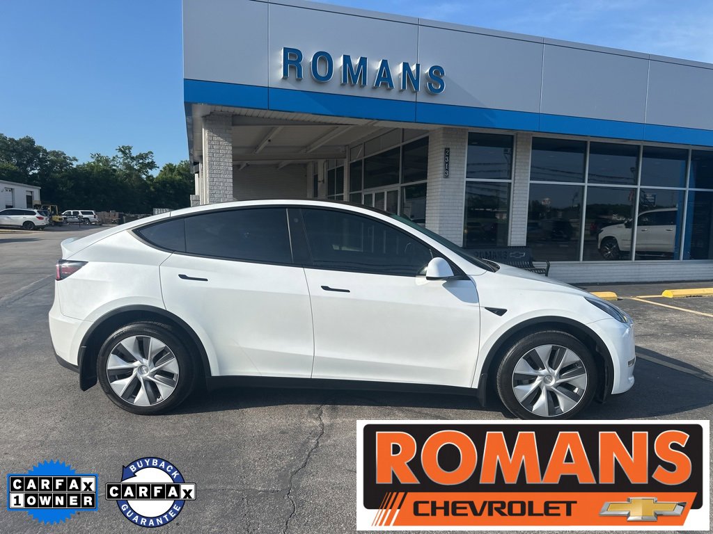 Used 2023 Tesla Model Y Long Range with VIN 7SAYGDEE3PA056083 for sale in Independence, KS