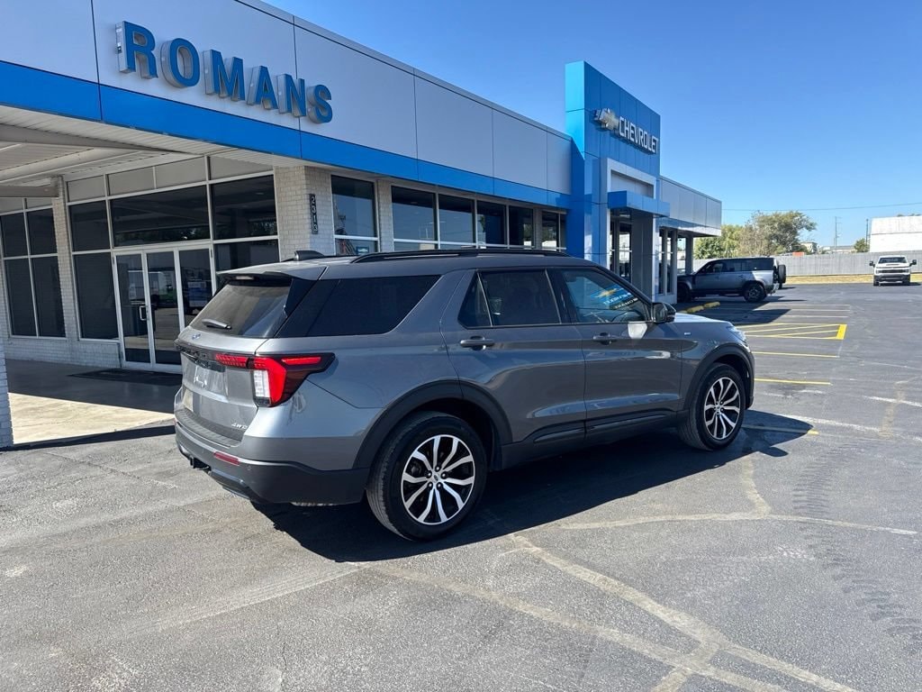 Used 2025 Ford Explorer ST-Line