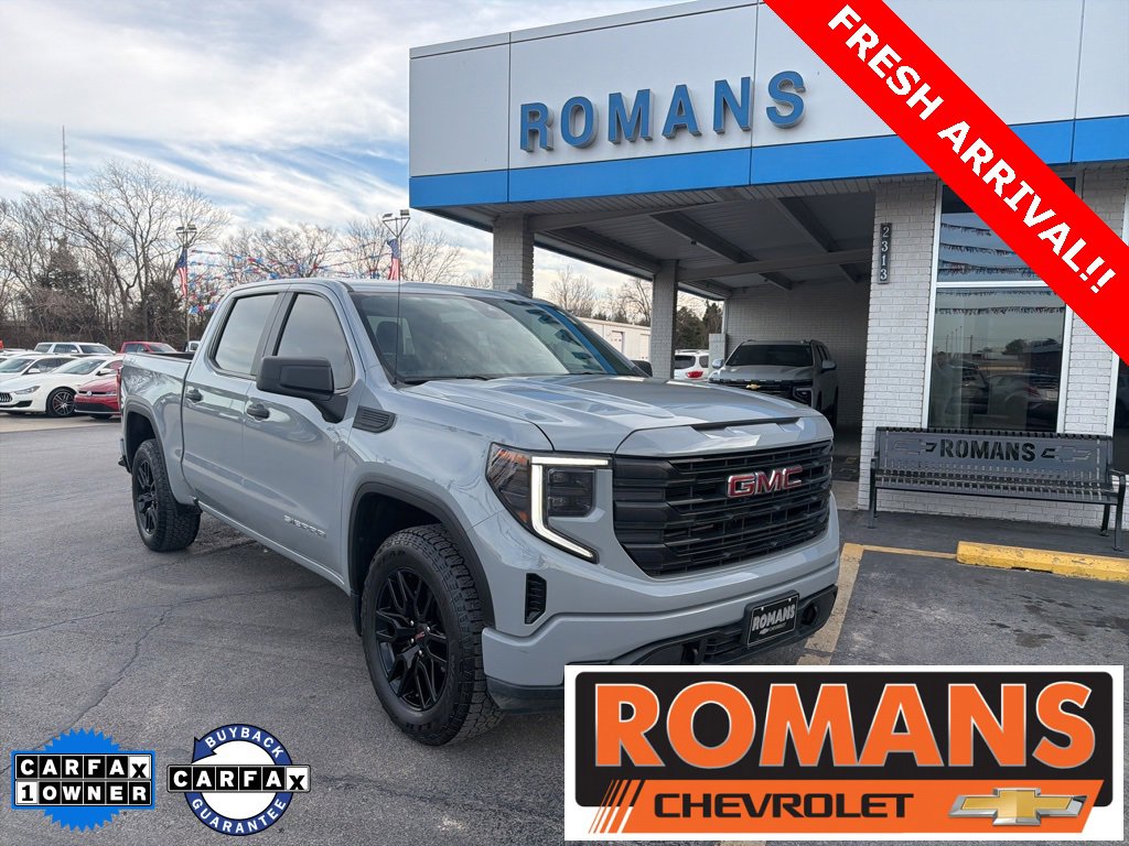 2024 GMC Sierra Base's photo