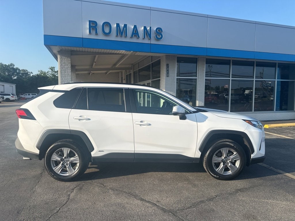 Used 2024 Toyota RAV4 XLE with VIN 4T3RWRFV4RU127291 for sale in Northfield, Minnesota