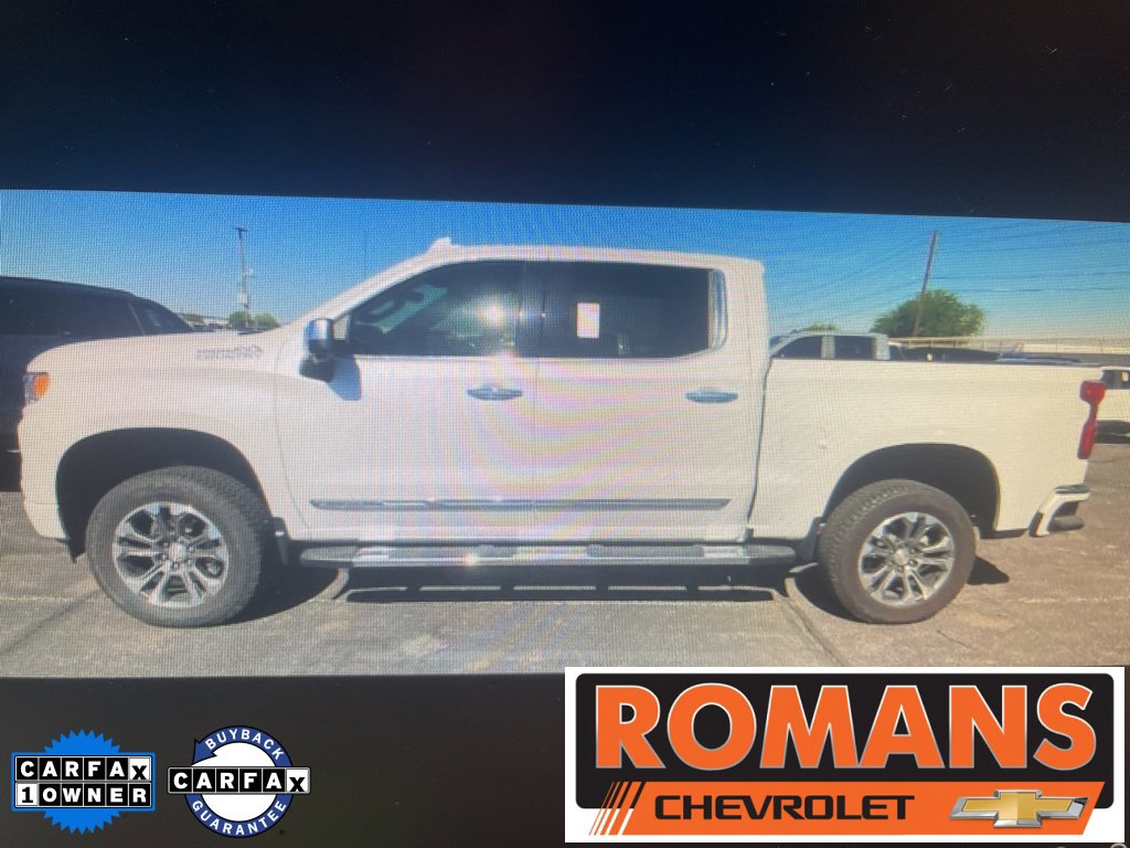 2024 Chevrolet Silverado 1500 High Country photo 3