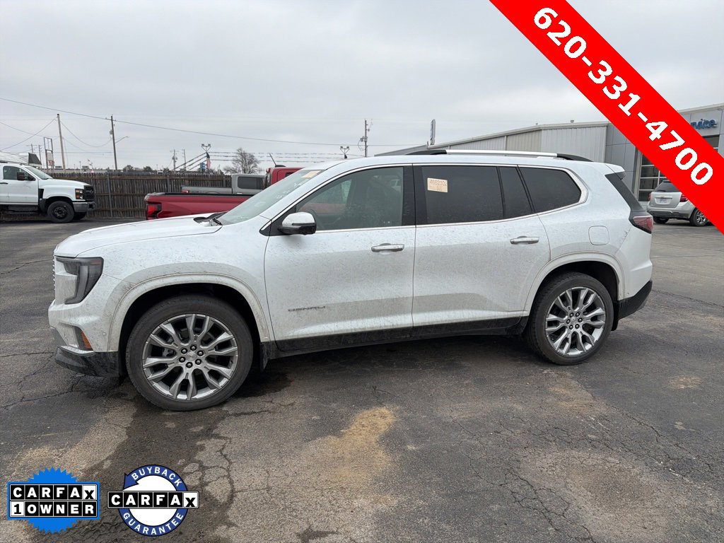 2024 GMC Acadia Denali's photo
