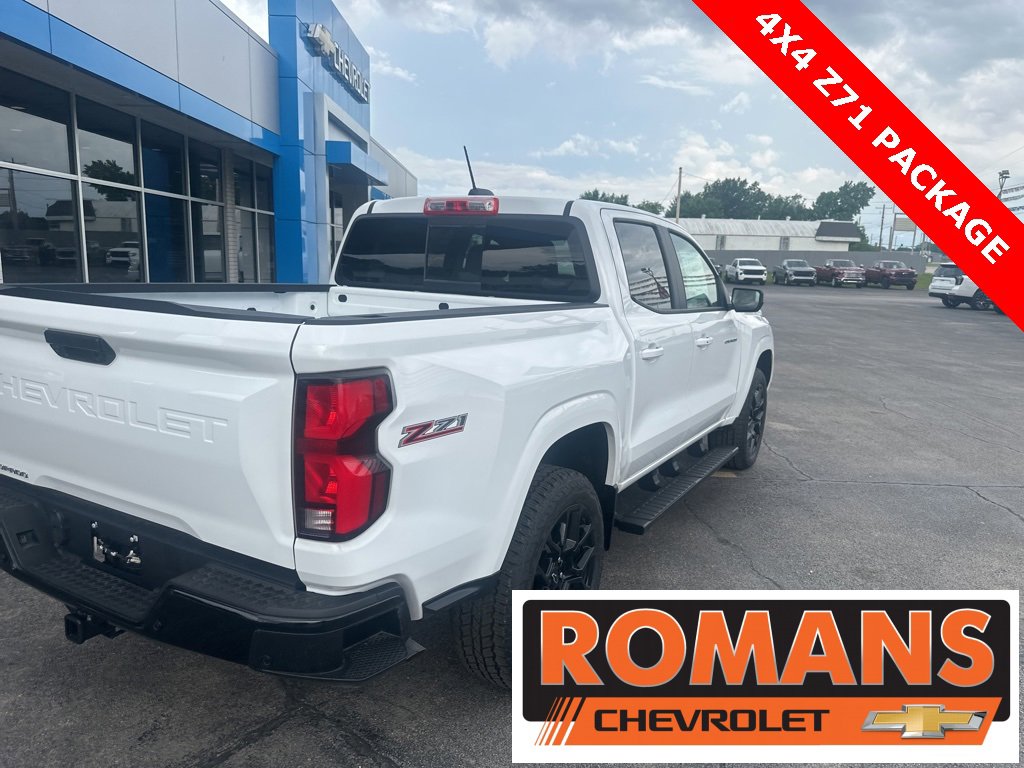 2025 Chevrolet Colorado Z71 photo 2
