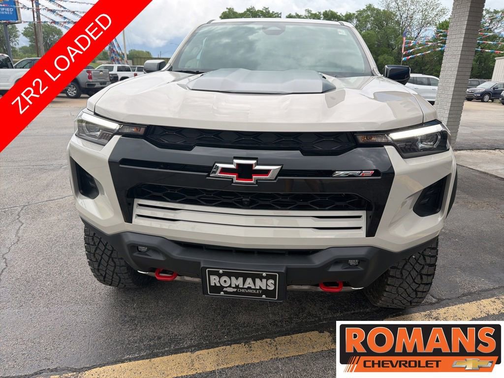 2026 Chevrolet Colorado ZR2 - Photo 8
