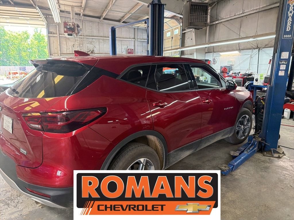 2025 Chevrolet Blazer 2.0T 2LT AWD's photo