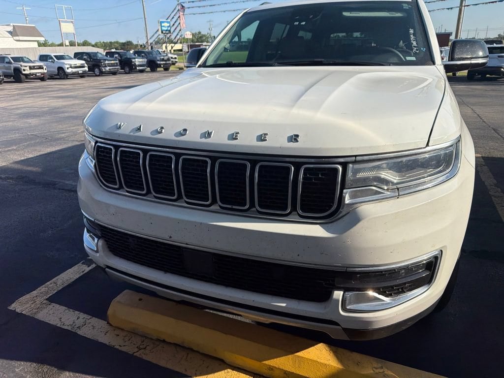 Used 2024 Jeep Wagoneer Series II