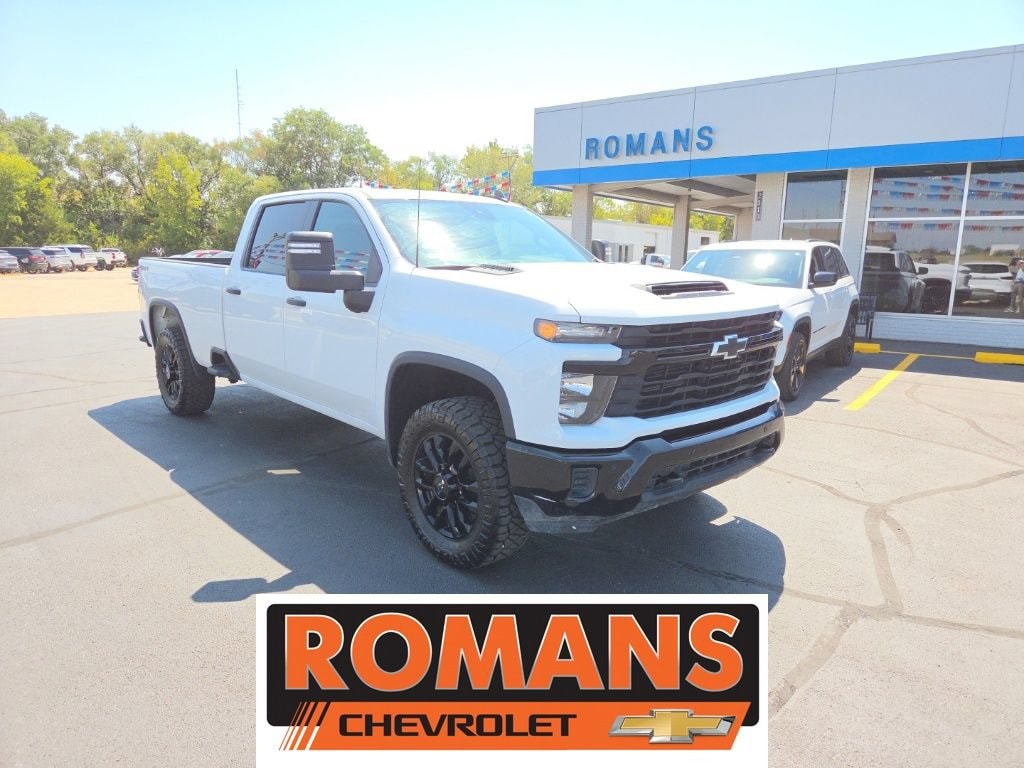 Used 2025 Chevrolet Silverado 2500 HD Custom Truck