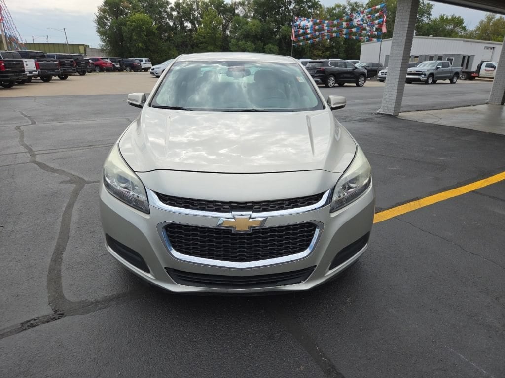 Used 2015 Chevrolet Malibu 1LT with VIN 1G11C5SLXFF183776 for sale in Independence, KS