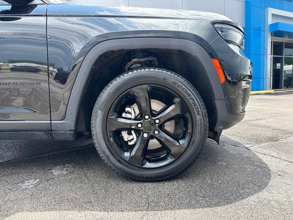 Used 2023 Jeep Grand Cherokee L Limited