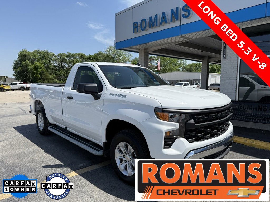 2024 Chevrolet Silverado 1500 photo 2