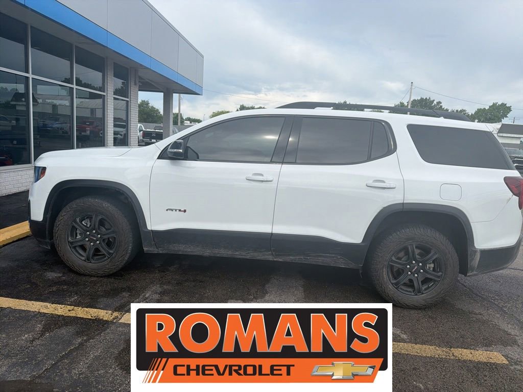 2023 GMC Acadia AT4 AWD's photo