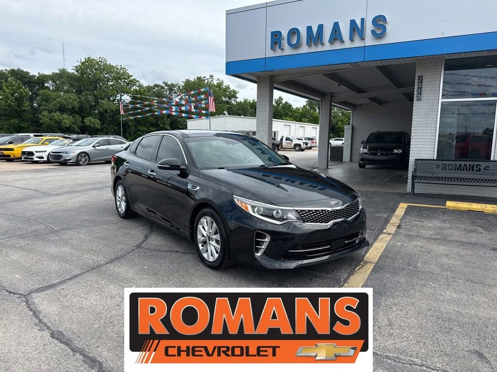 2017 Kia Optima EX AT's photo