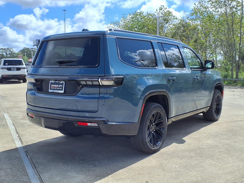 New 2026 Jeep Grand Wagoneer Limited Reserve Sport Utility
