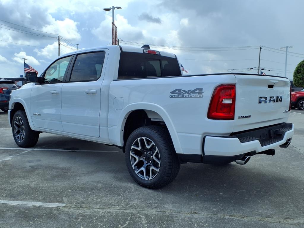2026 Ram 1500 Laramie photo 2