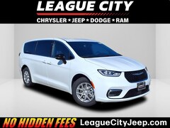 2026 Chrysler Pacifica SELECT Passenger Van
