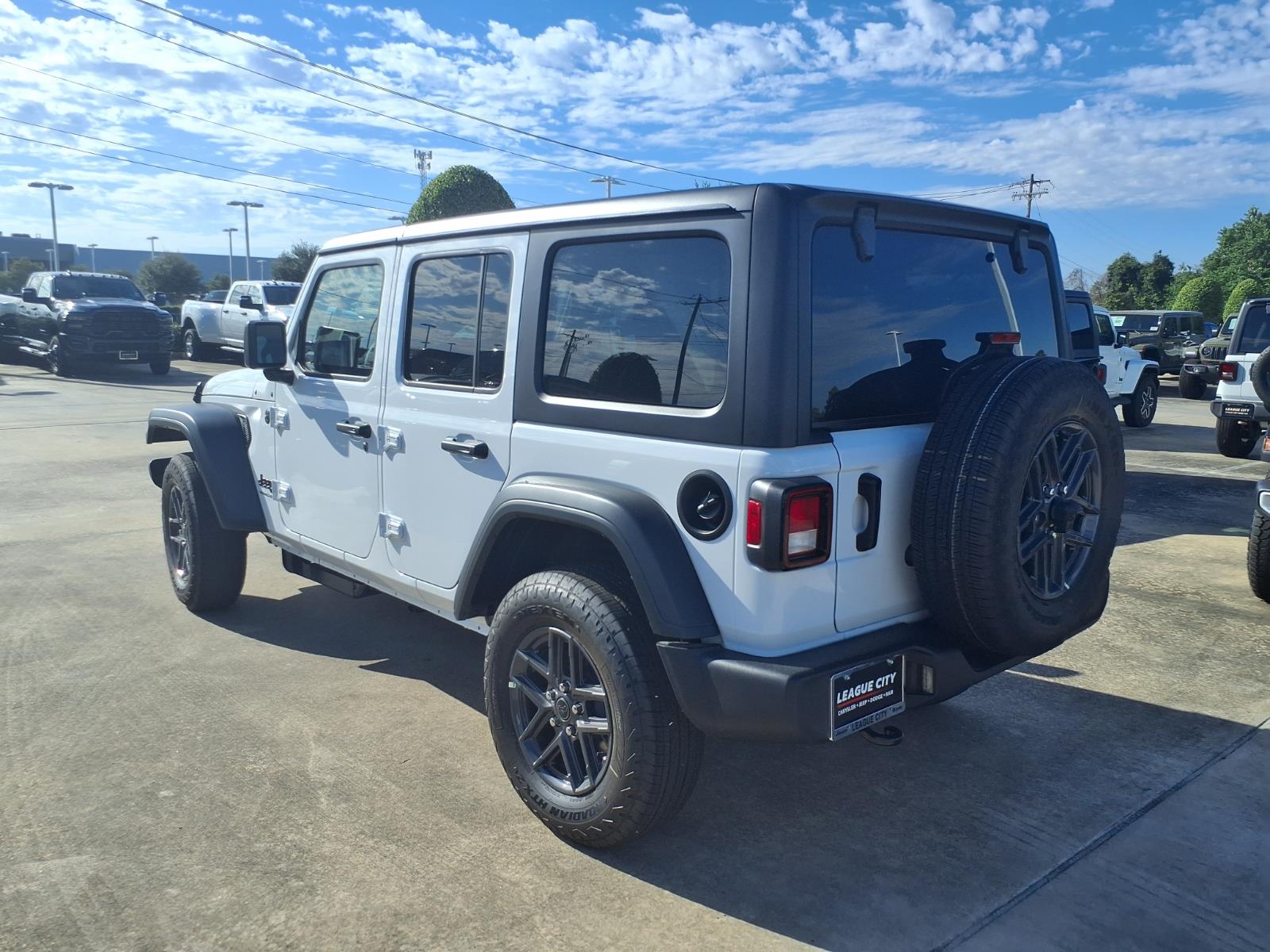 New 2027 Jeep
