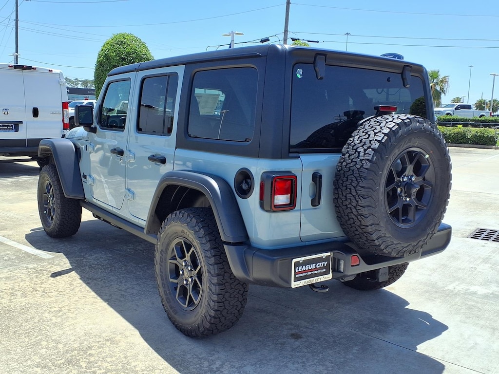 New 2026 Jeep Wrangler 4-Door Willys Sport Utility