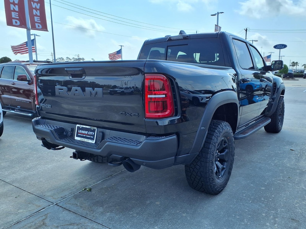 New 2026 Ram 1500 RHO CREW CAB 4X4 5'7 BOX Pickup