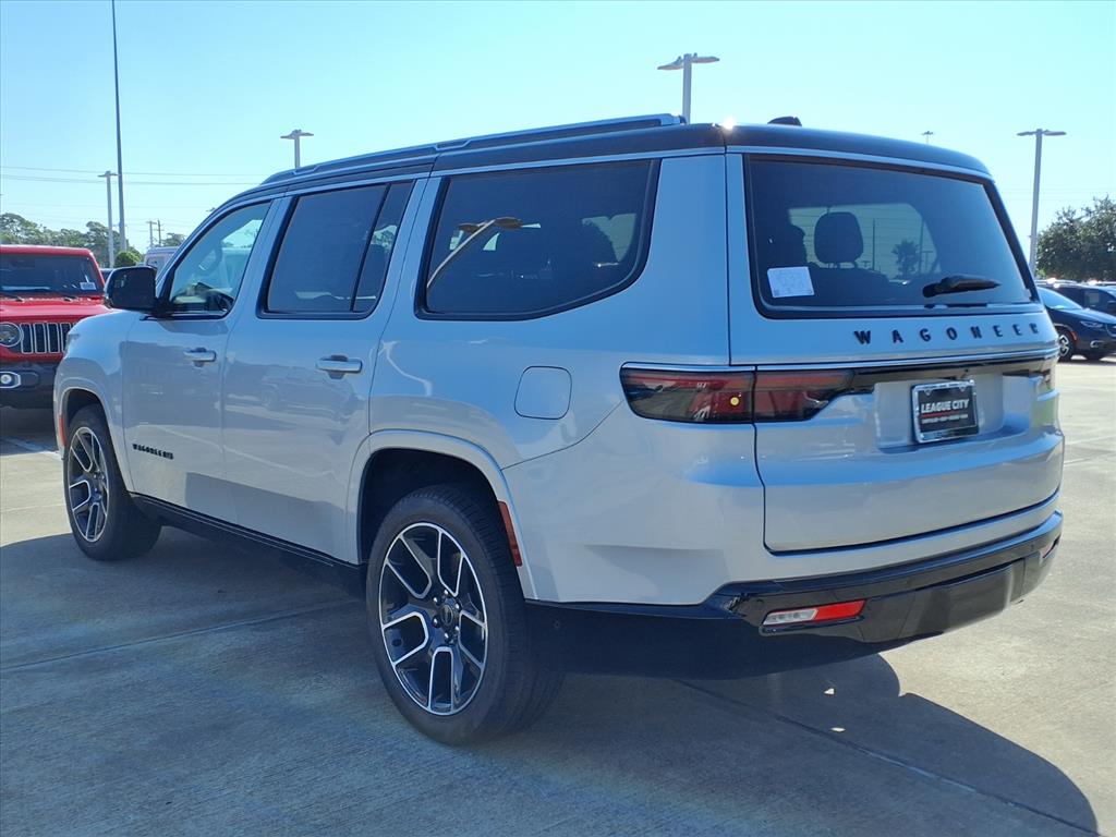 2025 Jeep Wagoneer Series III photo 2