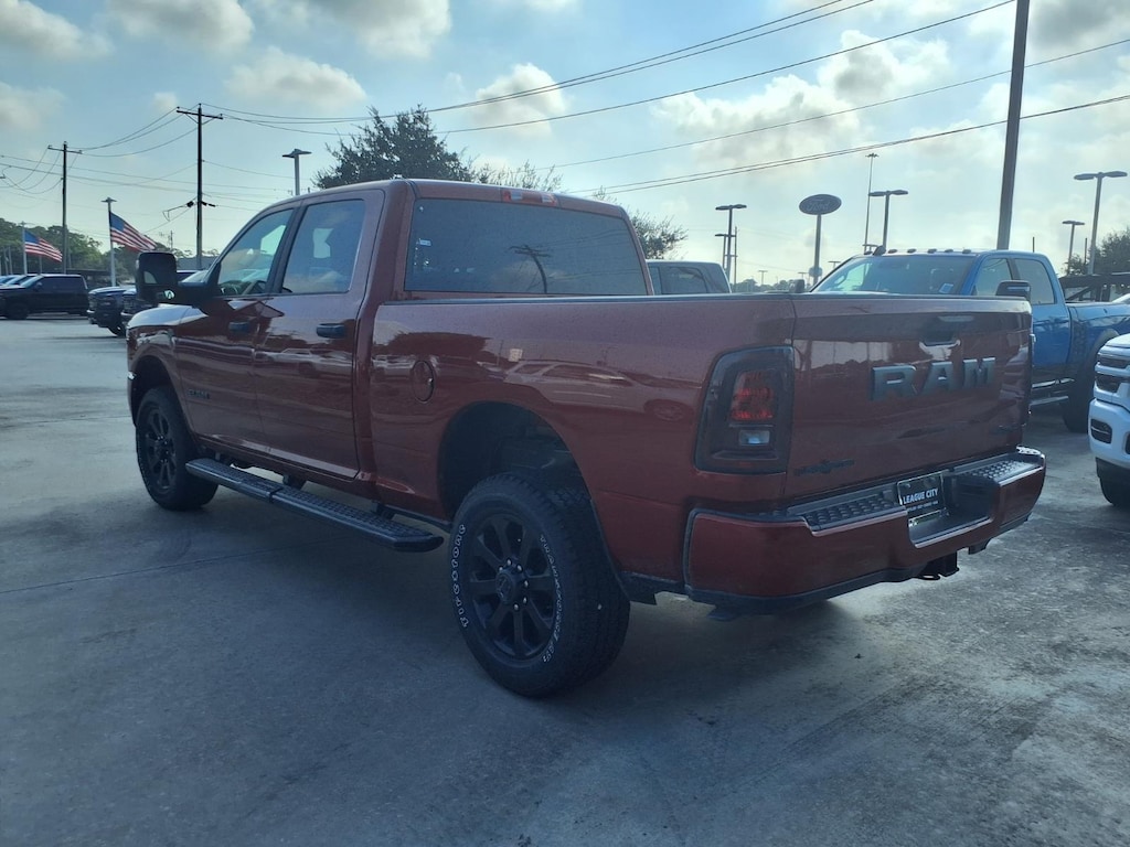 New 2027 Ram 2500 LONE STAR CREW CAB 4X4 6'4 BOX Pickup