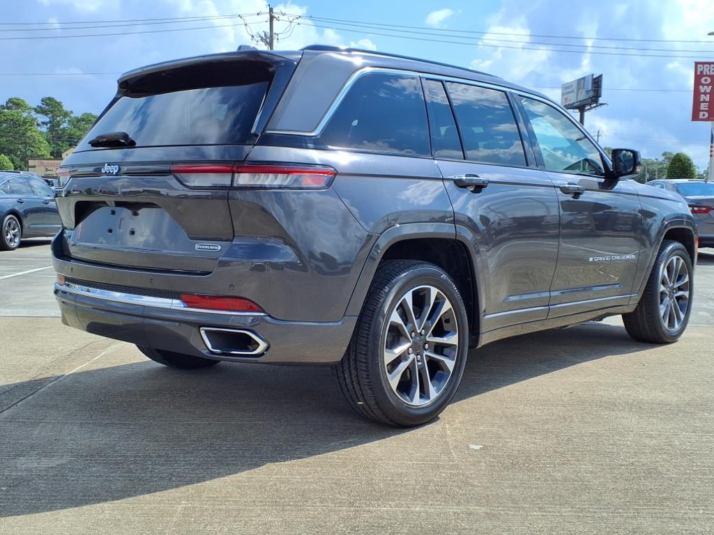 2022 Jeep Cherokee Overland 4xe photo 2