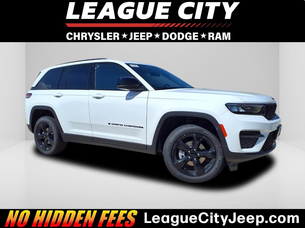 2025 Jeep Grand Cherokee Altitude's photo