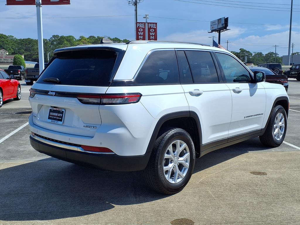 2024 Jeep Grand Cherokee Limited photo 4
