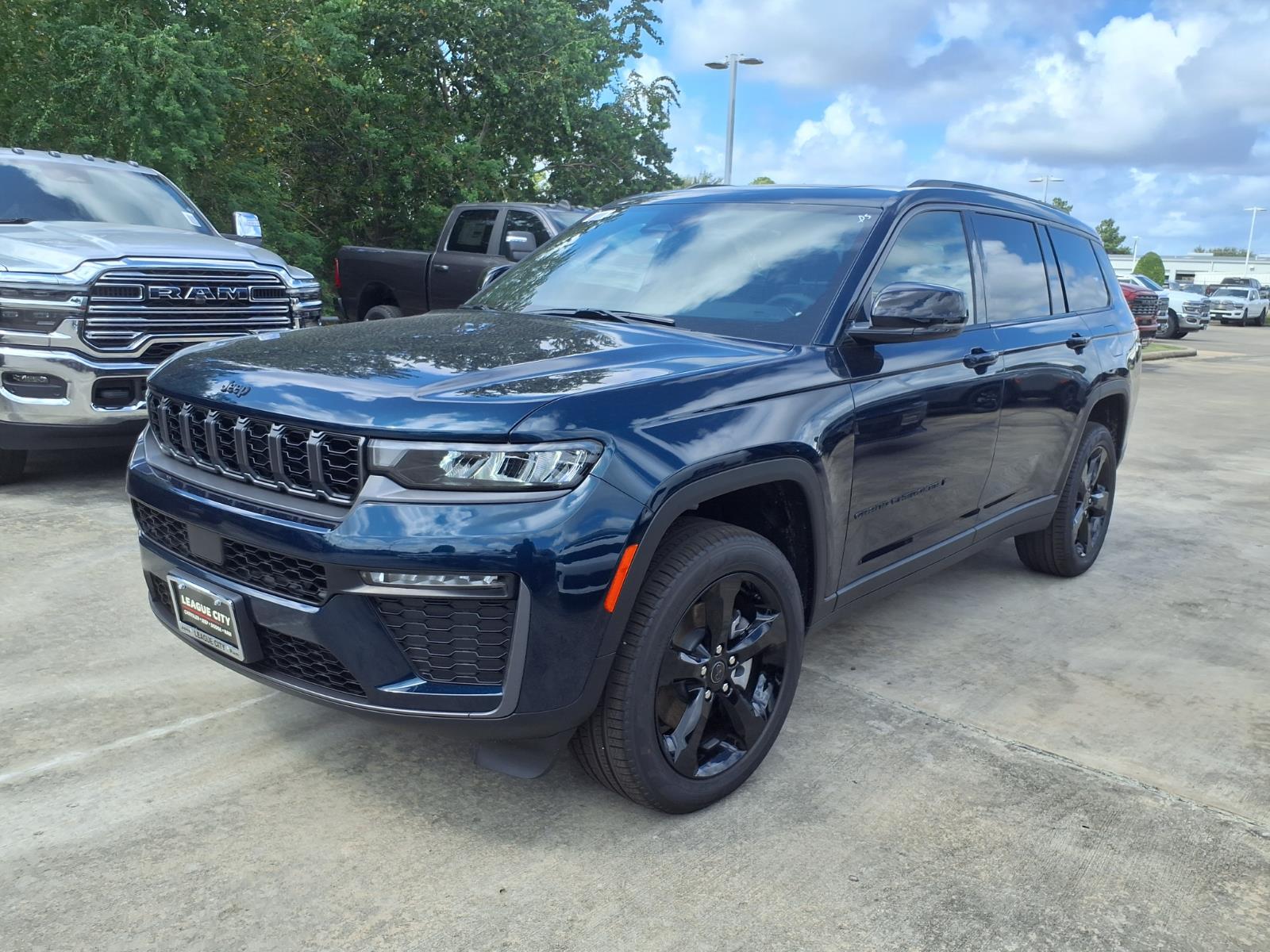 New 2027 Jeep Grand Cherokee L Limited Sport Utility