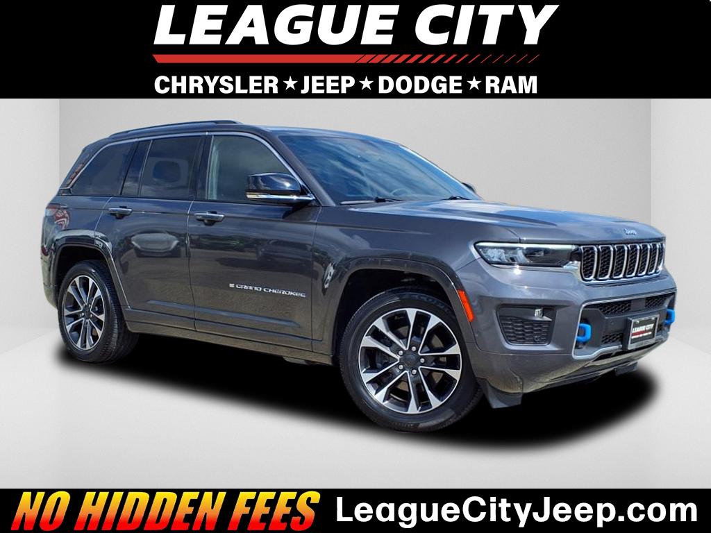 2022 Jeep Grand Cherokee Overland 4xe's photo