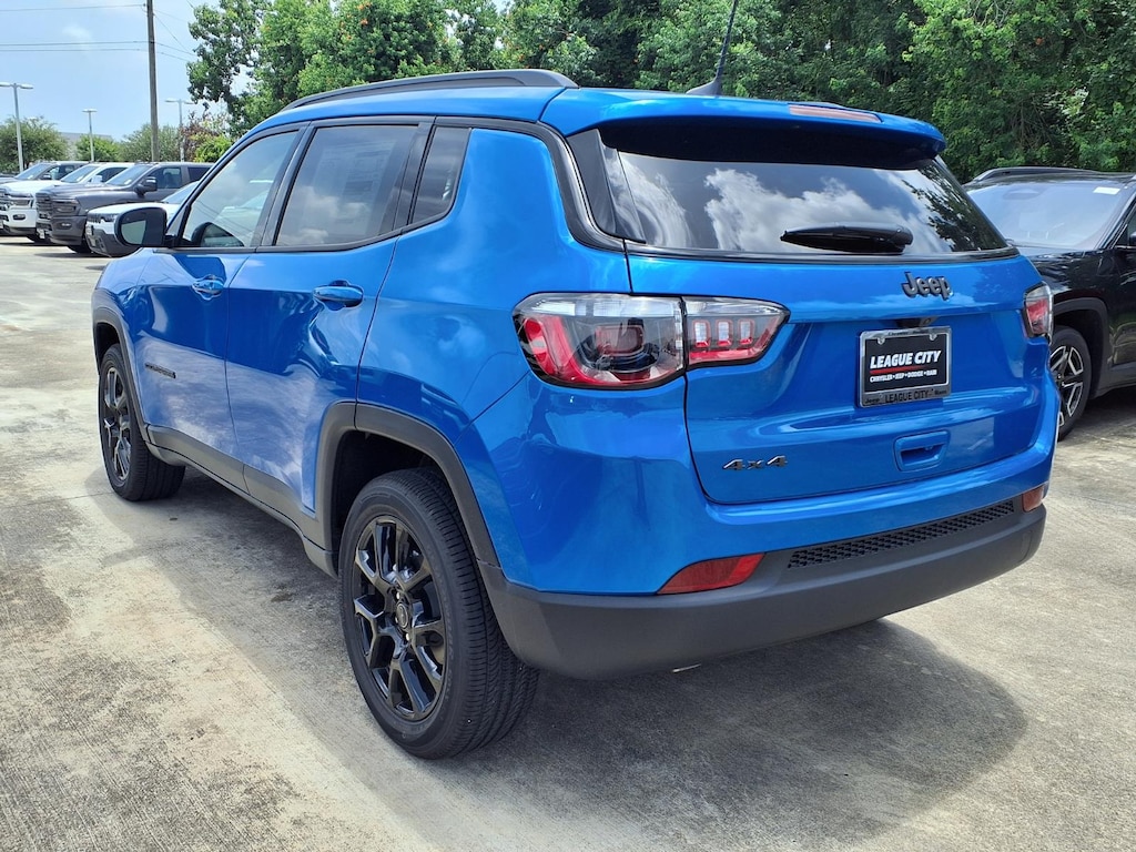 New 2026 Jeep Compass Latitude Sport Utility