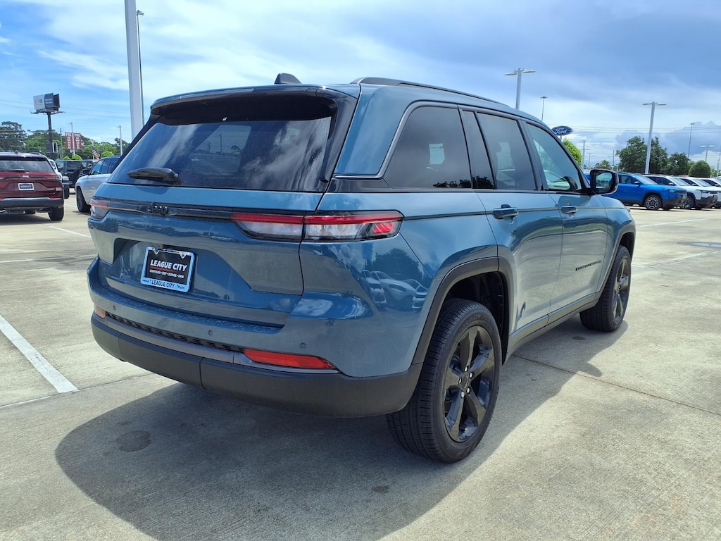 New 2026 Jeep Grand Cherokee Limited Sport Utility