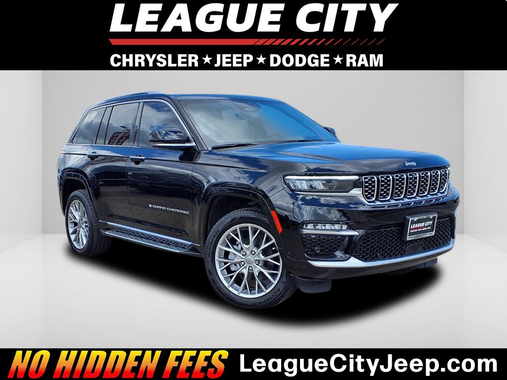 2022 Jeep Grand Cherokee Summit