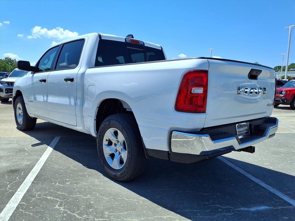 2025 Ram 1500 Tradesman photo 2
