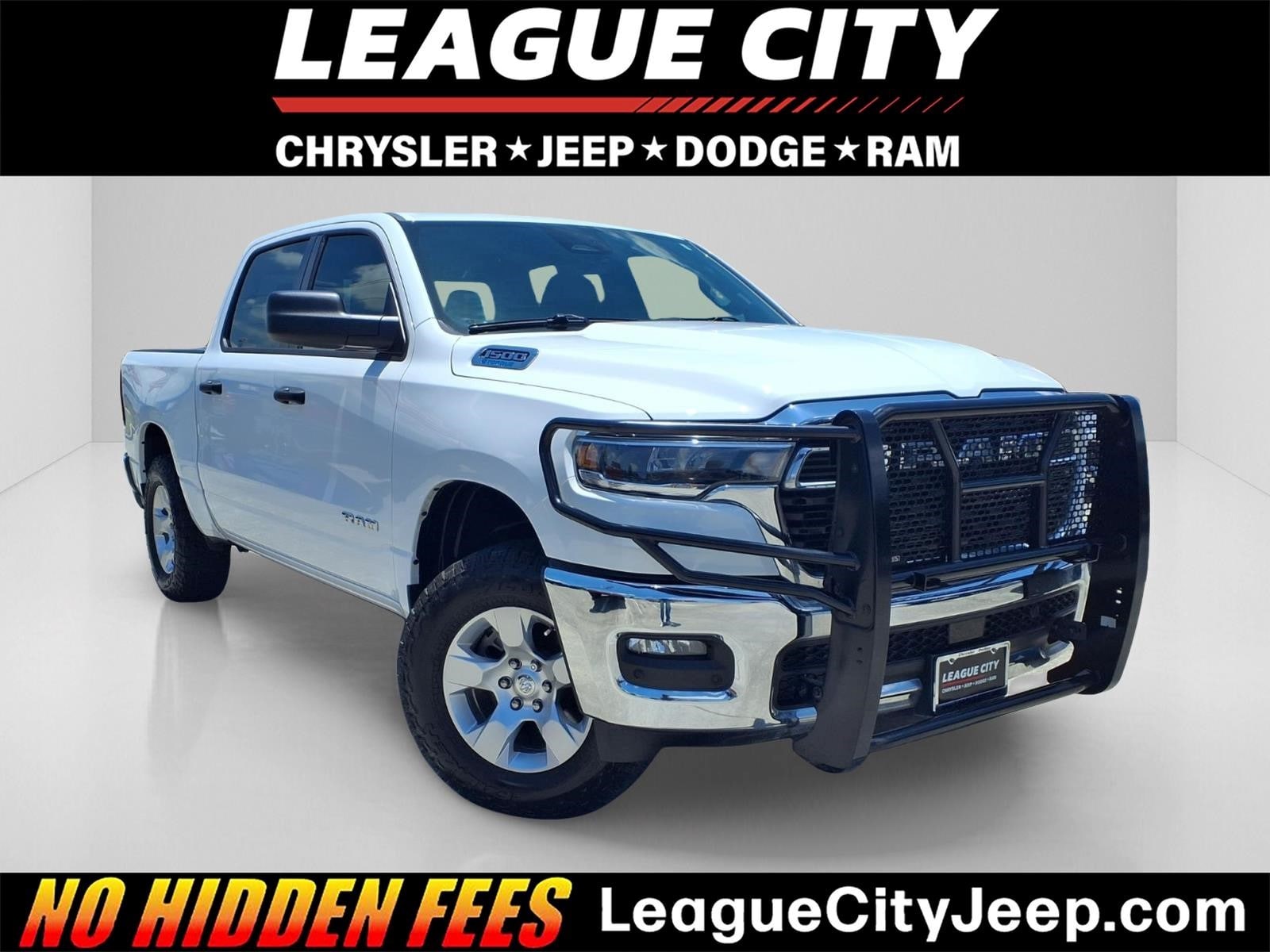 2025 RAM 1500 Tradesman 4x4 Crew Cab 5'7's photo