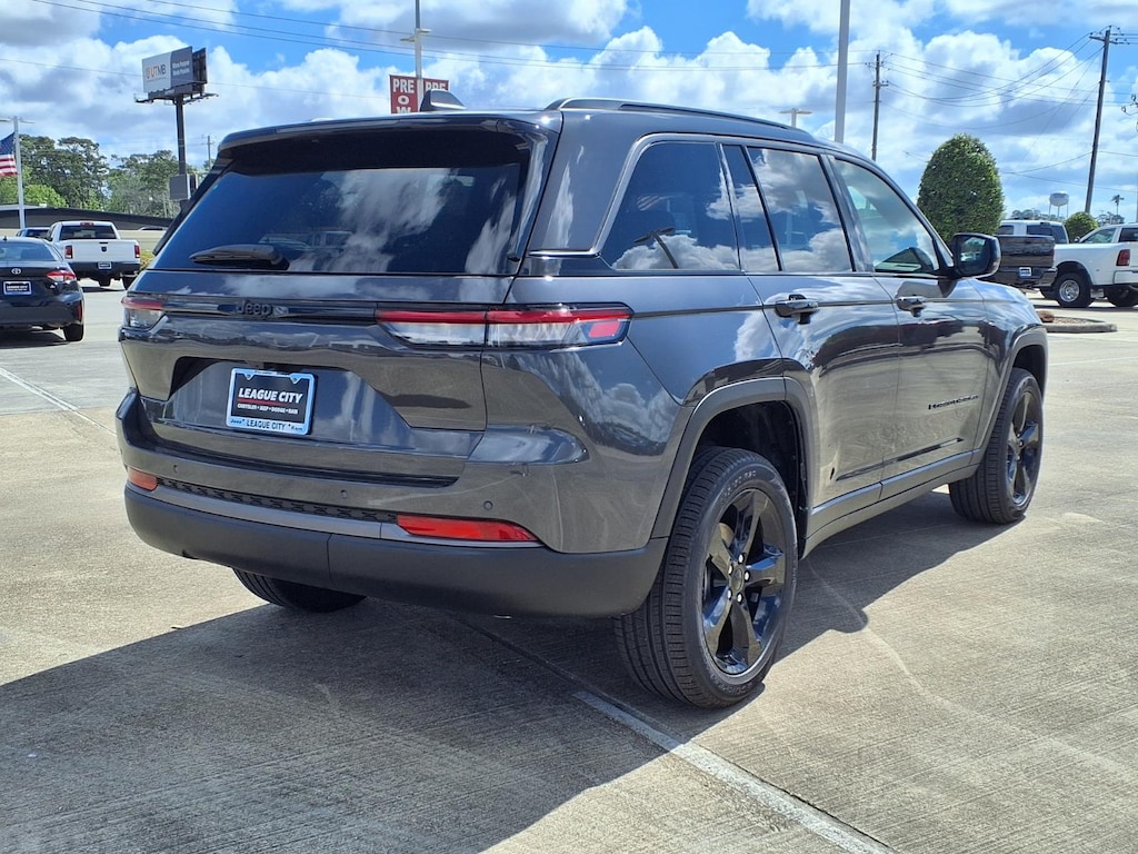 New 2026 Jeep Grand Cherokee Limited Sport Utility
