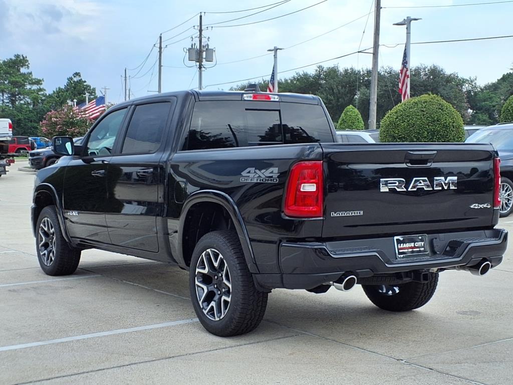 2026 Ram 1500 Laramie photo 2