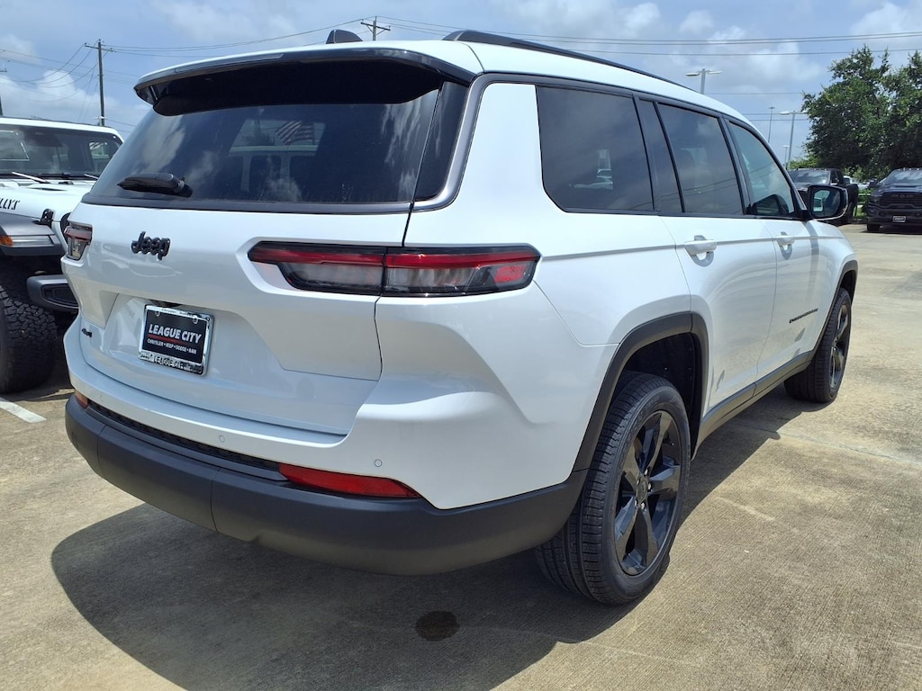 New 2026 Jeep Grand Cherokee L Limited Sport Utility