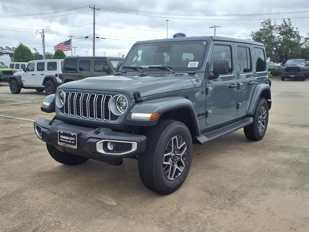 New 2026 Jeep Wrangler 4-Door Sahara Sport Utility