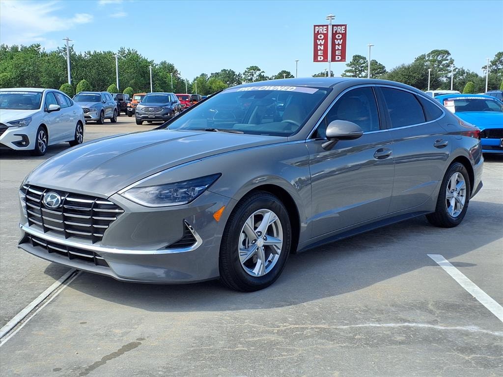 Used 2023 Hyundai Sonata SE Sedan