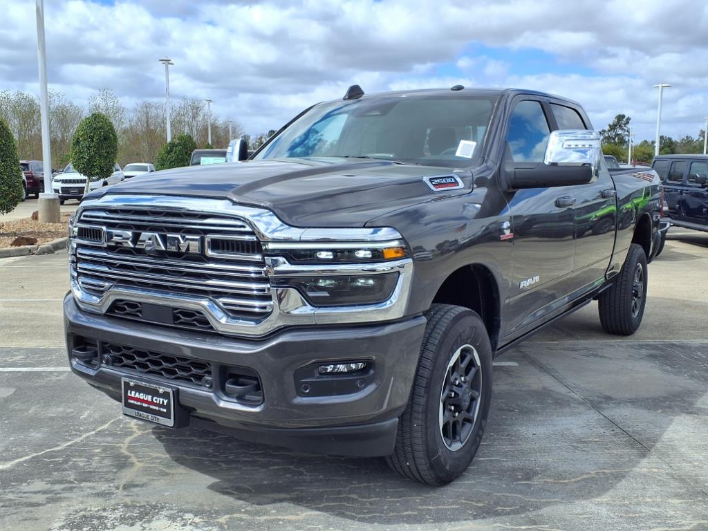 2025 Ram 2500 Laramie photo 3