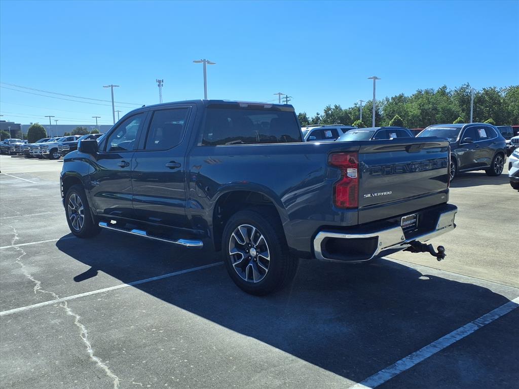 2020 Chevrolet Silverado 1500 LT Texas Edition photo 2
