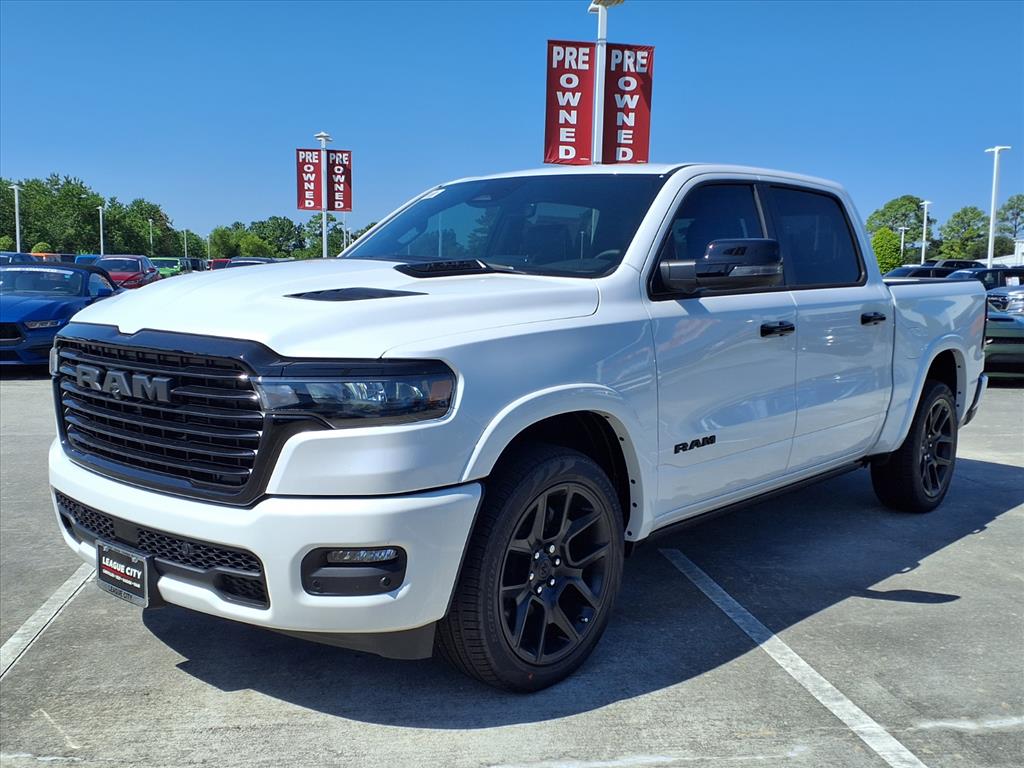 2026 Ram 1500 Laramie photo 3