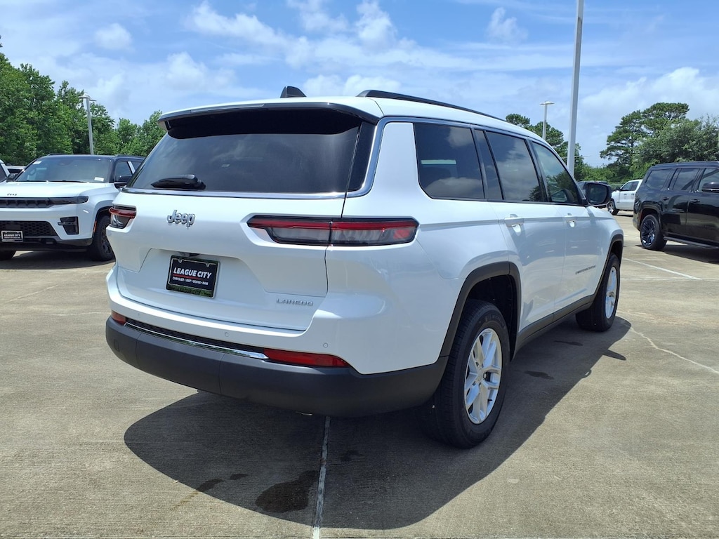 New 2026 Jeep Grand Cherokee L Laredo Sport Utility