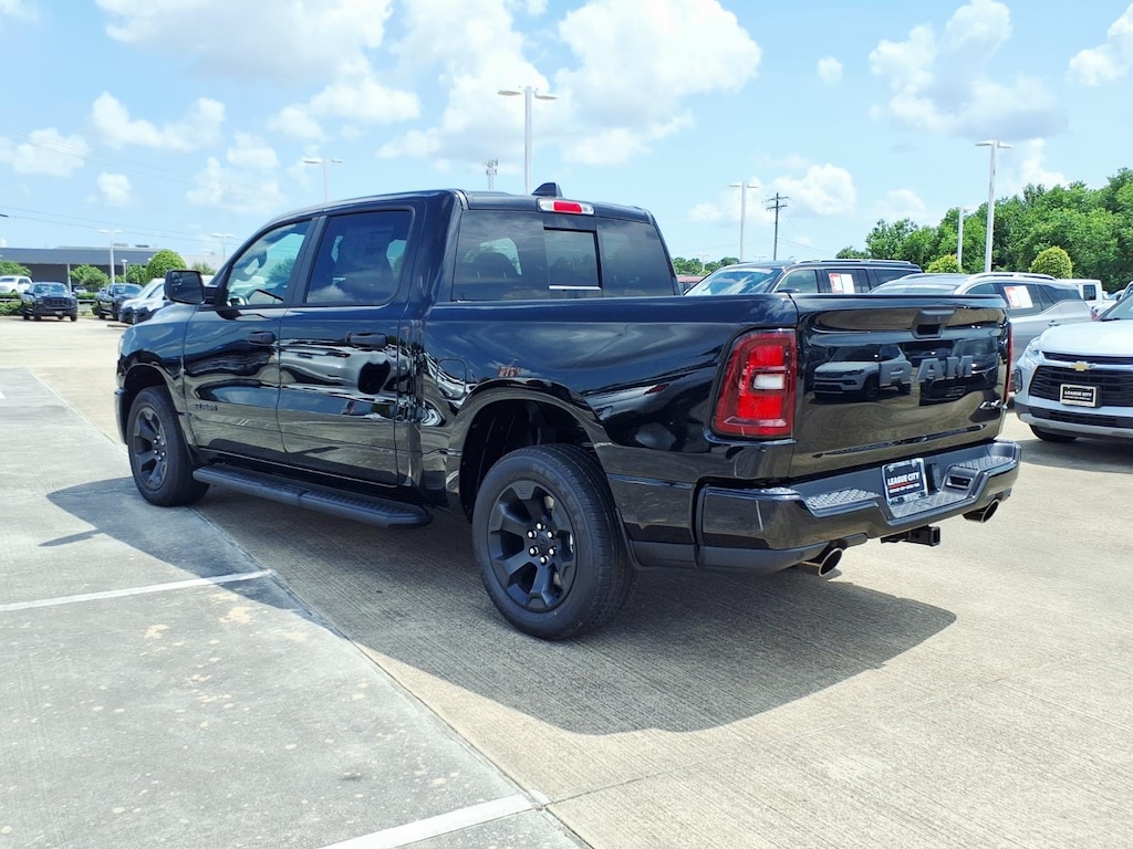 New 2026 Ram 1500 Express Crew Cab