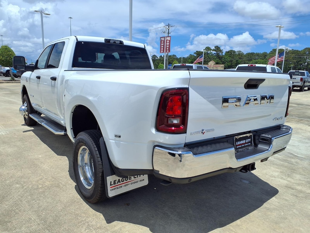 New 2026 Ram 3500 Lone Star Crew Cab